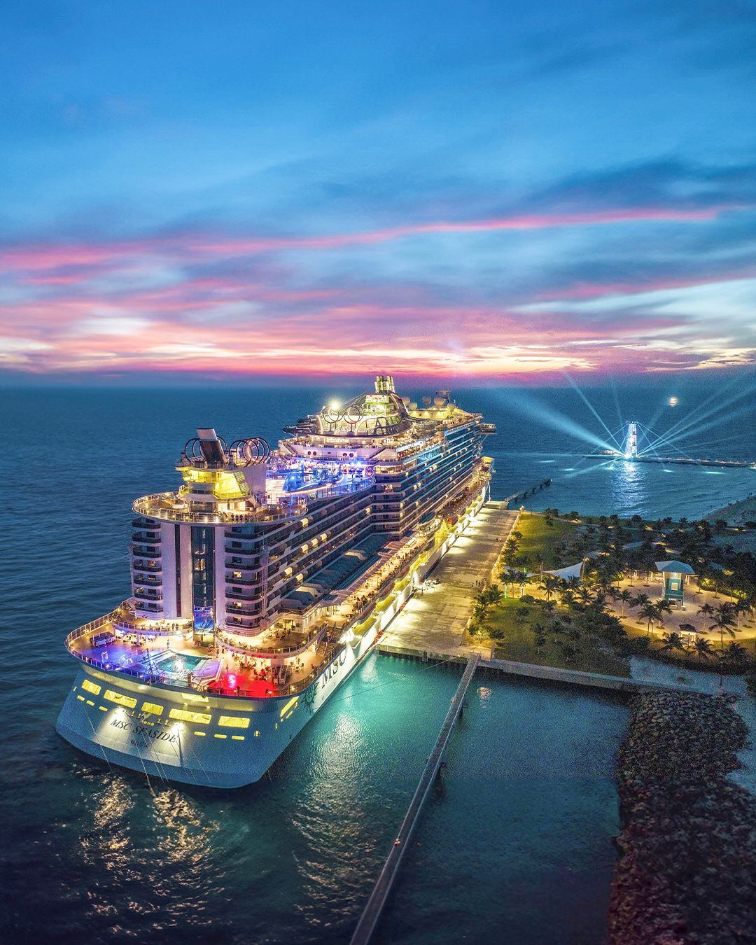 Лайнер MSC Seaside